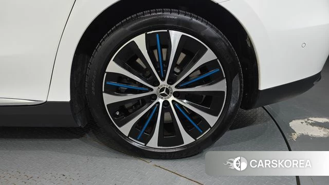 Mercedes-Benz EQE V295 id 4965671 из Кореи 13