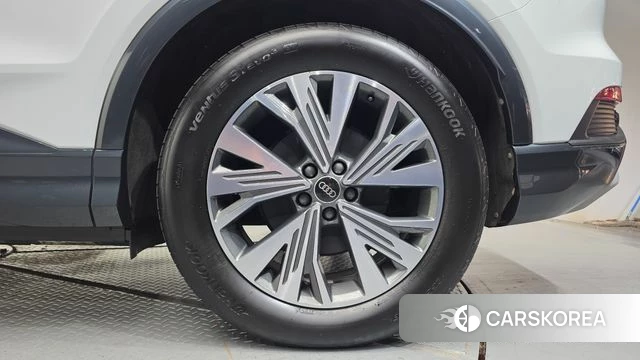 Audi Q4 e-Tron (F4) id 4974789 из Кореи 13