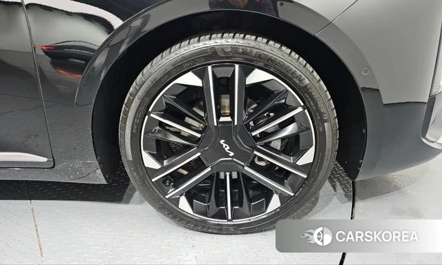 Kia The New K8 Hybrid id 5039181 из Кореи 13