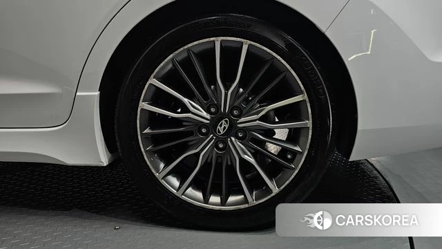 Hyundai Avante AD id 4795053 из Кореи 13