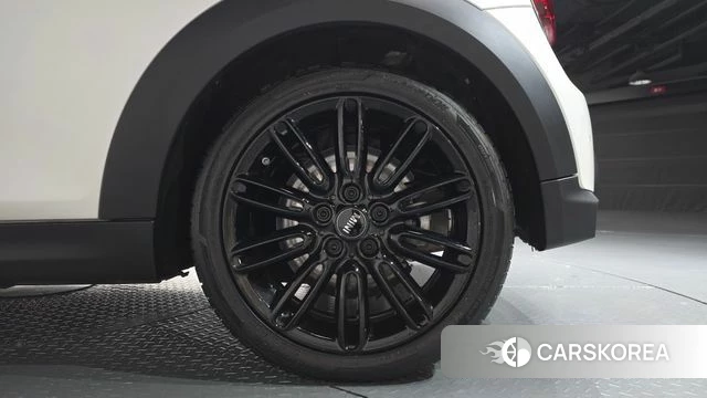 Mini Cooper Convertible id 5045959 из Кореи 13