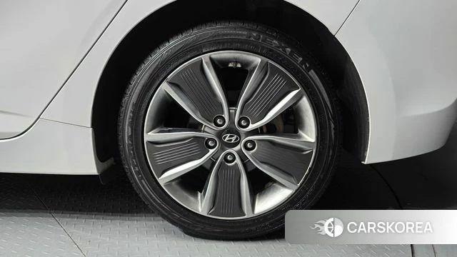 Hyundai Ionic Hybrid id 4765510 из Кореи 13