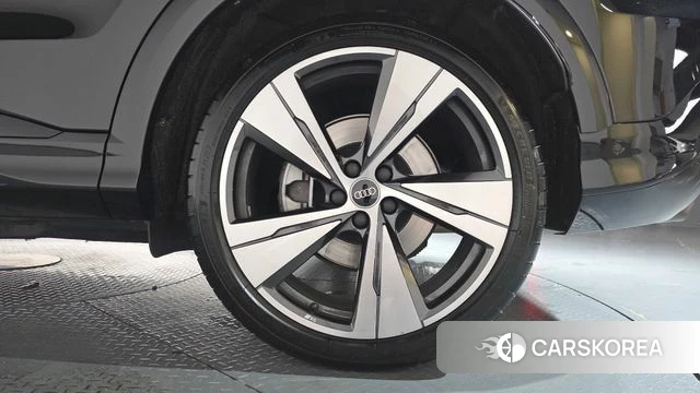 Audi Q5 (80A) id 4570948 из Кореи 13