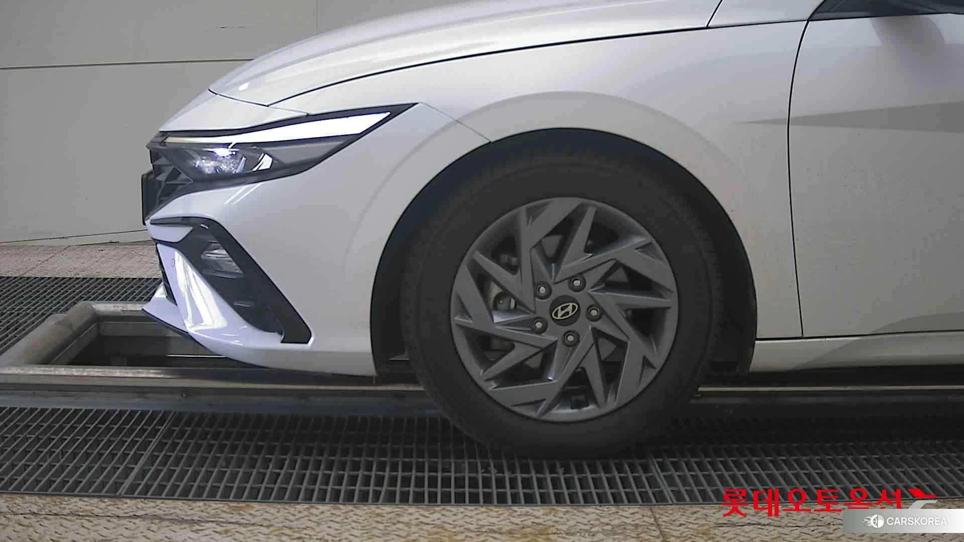 Hyundai Avante id 4990085 из Кореи 13