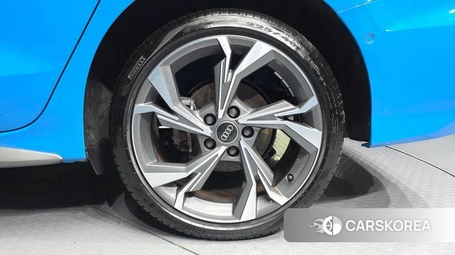 Audi A3 (8Y) id 4997031 из Кореи 13