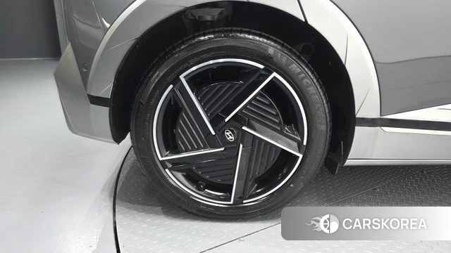 Hyundai The New Ionic 5 id 5038813 из Кореи 13