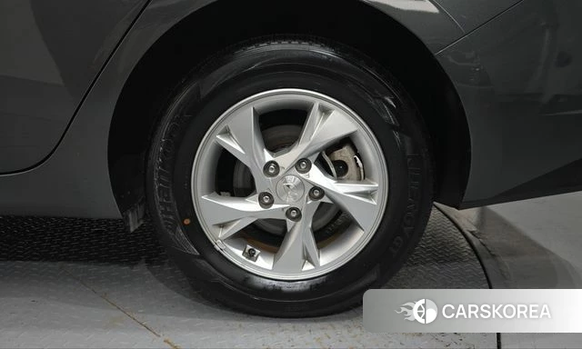 Hyundai Avante (CN7) id 4997017 из Кореи 13