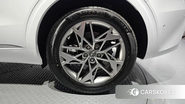 Genesis GV70 id 4965016 из Кореи 13