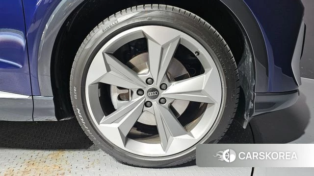 Audi Q4 e-Tron (F4) id 4964218 из Кореи 13