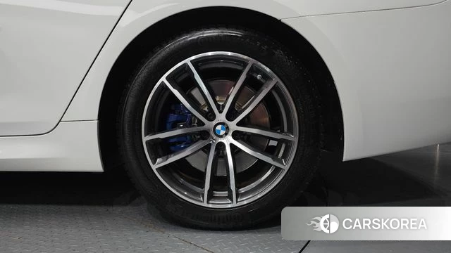 BMW 5 Series (G30) id 4976050 из Кореи 13