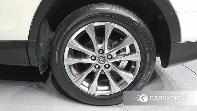 Toyota RAV4 id 5023976 из Кореи 13
