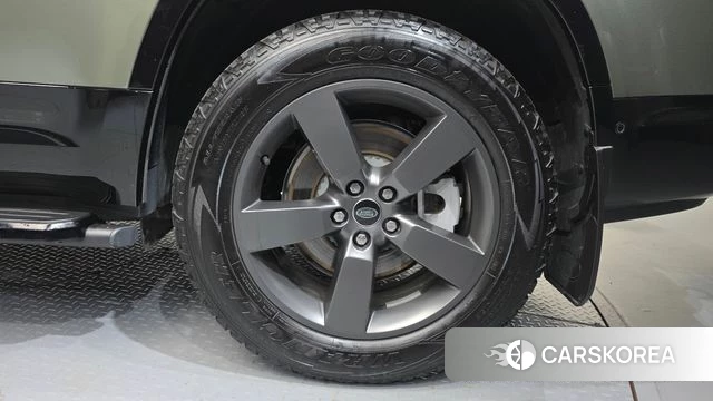 Land Rover Defender (L663) id 5033149 из Кореи 13