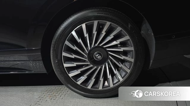 Hyundai Grandeur Hybrid (GN7) id 4990918 из Кореи 13