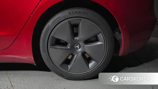 Tesla Model 3 id 4736653 из Кореи 13