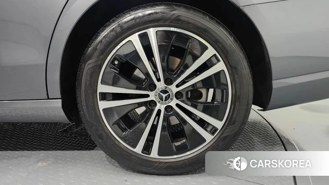 Mercedes-Benz E-Class W213 id 4922984 из Кореи 13