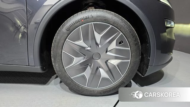 Tesla Model Y id 4756770 из Кореи 13