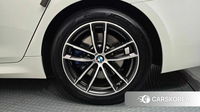 BMW 5 Series (G30) id 4991357 из Кореи 13