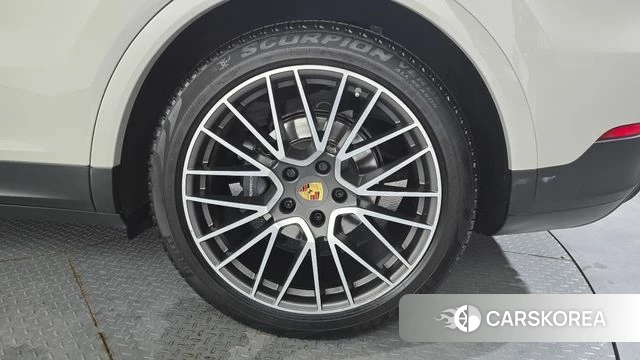 Porsche Cayenne (PO536) id 4600031 из Кореи 13