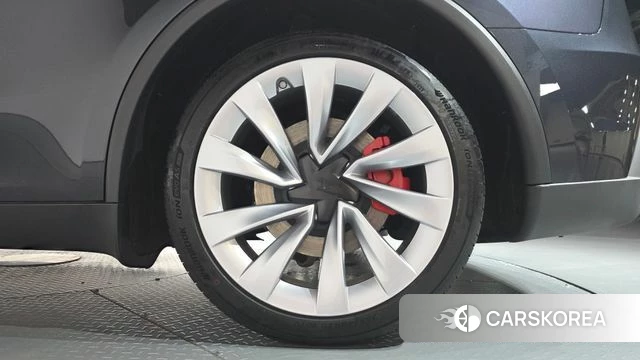 Tesla Model Y id 4710363 из Кореи 13