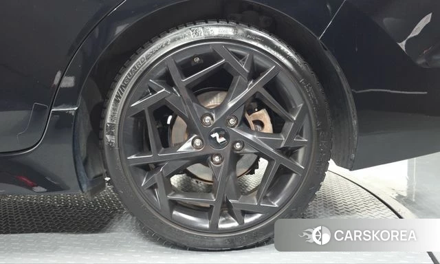 Hyundai Avante AD id 5029511 из Кореи 13