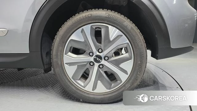 Kia Niro EV id 5053644 из Кореи 13