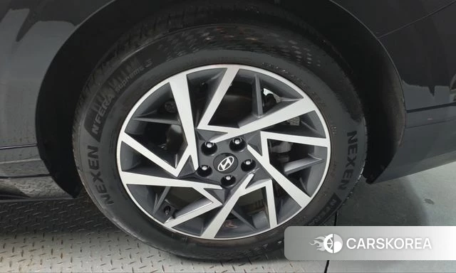 Hyundai Grandeur (GN7) id 4985781 из Кореи 13