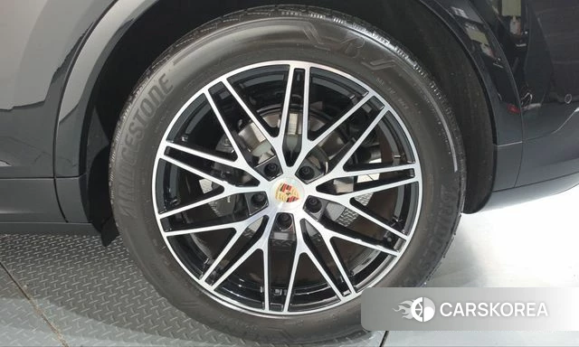 Porsche Cayenne (PO536) id 5039045 из Кореи 13