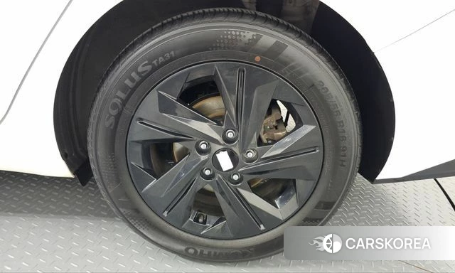 Hyundai Avante Hybrid (CN7) id 5016769 из Кореи 13