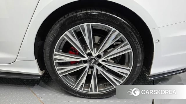 Audi A6 (C8) id 5047553 из Кореи 13