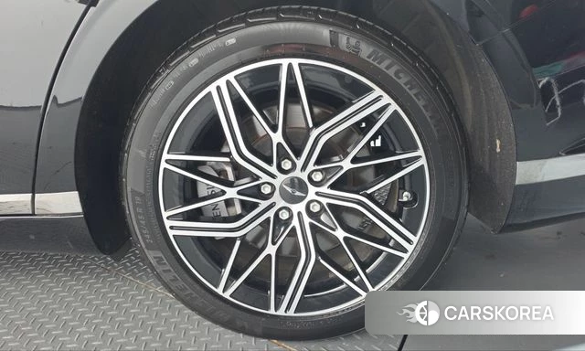 Genesis G90 (RS4) id 5002698 из Кореи 13