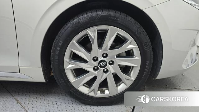 Hyundai The New Grandeur IG Hybrid id 5053712 из Кореи 13