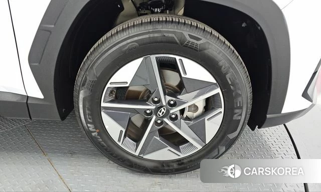 Hyundai The New Tucson (NX4) id 5021121 из Кореи 13