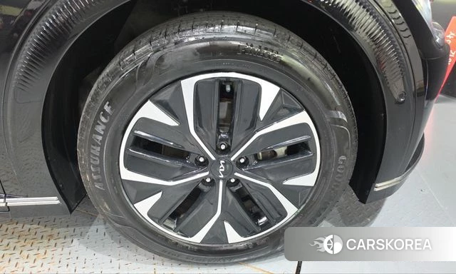 Kia EV6 id 5040115 из Кореи 13