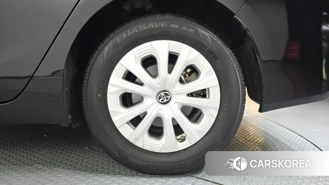 Toyota Prius 4th Generation id 4986991 из Кореи 13