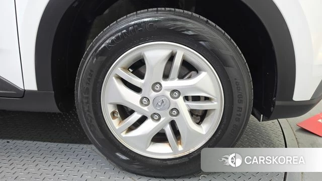 Hyundai Venue id 5041425 из Кореи 13