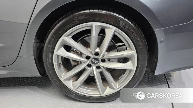 Audi A7 (4K) id 5018293 из Кореи 13