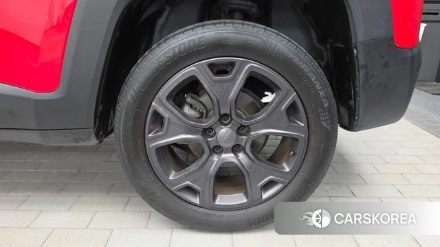 Jeep Renegade id 5012954 из Кореи 13
