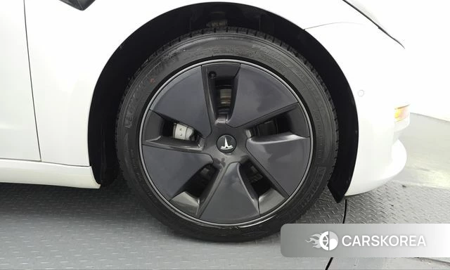 Tesla Model 3 id 4982097 из Кореи 13