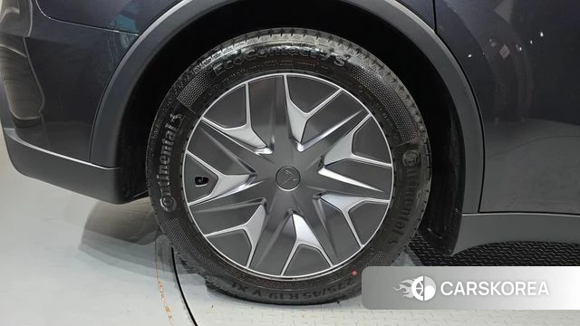 Tesla Model Y id 4853354 из Кореи 13