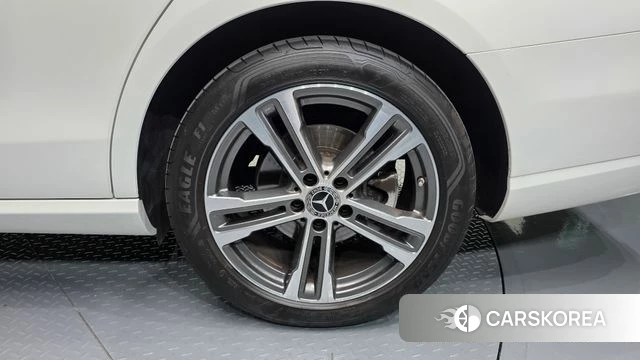 Mercedes-Benz E-Class W213 id 5026760 из Кореи 13