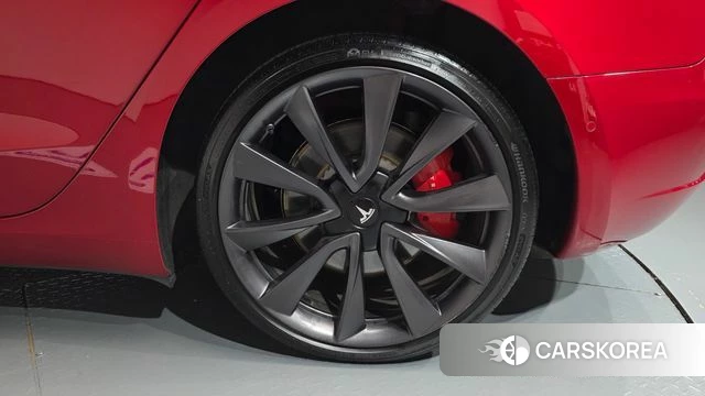 Tesla Model 3 id 4894866 из Кореи 13
