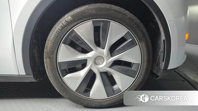 Tesla Model Y id 4881436 из Кореи 13