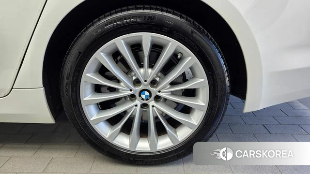 BMW 5 Series (G30) id 4943712 из Кореи 13