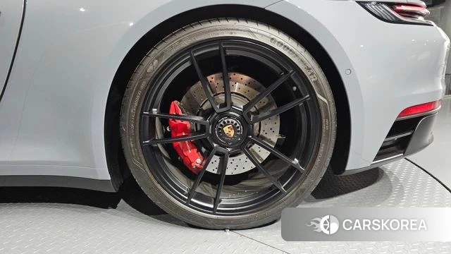 Porsche 911(992) id 4753470 из Кореи 13