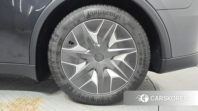 Tesla Model Y id 4897546 из Кореи 13