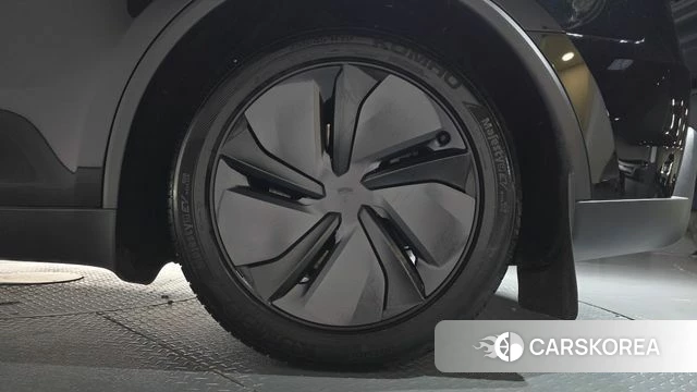 Tesla Model Y id 4904111 из Кореи 13