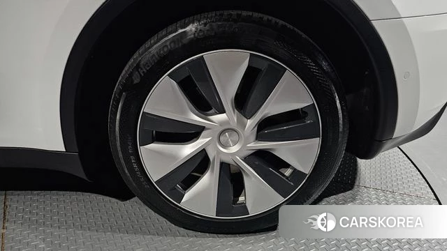 Tesla Model Y id 4943142 из Кореи 13