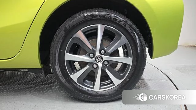Toyota Prius C id 4918944 из Кореи 13