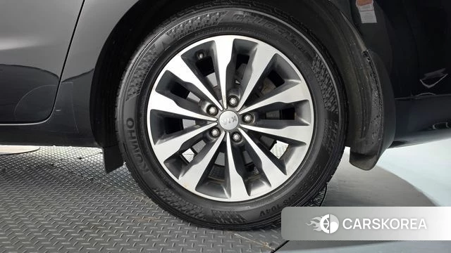 Kia All New Carnival id 5036061 из Кореи 13