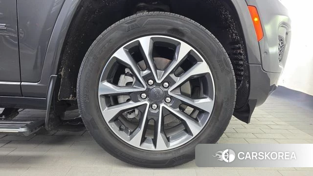 Jeep Grand Cherokee (WL) id 4975806 из Кореи 13